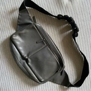 UNIQUE PB 0110 PHILLIP BREE CROSSBODY FANNY PACK BAG GORGEOUS